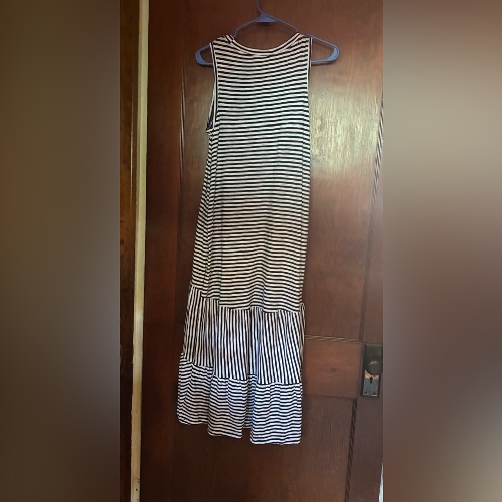 Time and Tru Black and White Sleeveless Striped Maxi Dress Womens Size Small - Picture 3 of 3